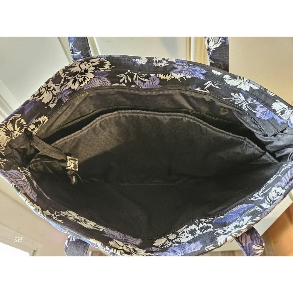 Vera Bradley Quilted Floral Tote Bag Purple Black White Turn Lock Shoulder Bag